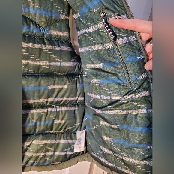 Patagonia Hooded Down Bivy Vest - Picture 5 of 9